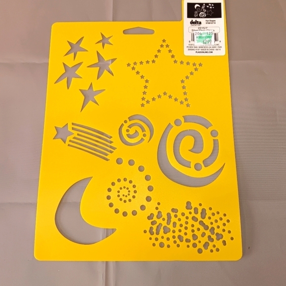 New Delta Stars Moon Stencils Space Crafting Painting Drawing Reusable - Picture 2 of 2